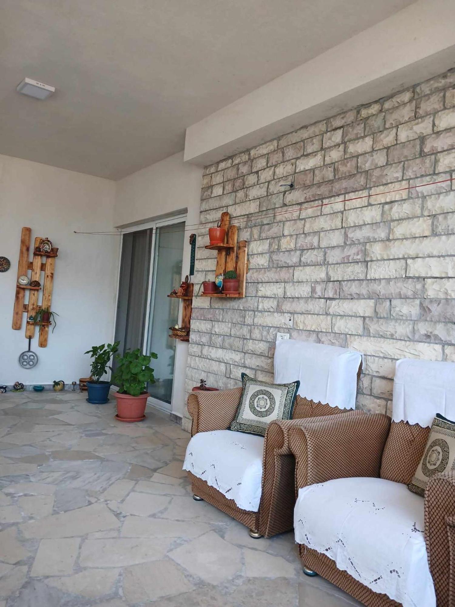Eniguesthouse Gjirokastër Exterior foto